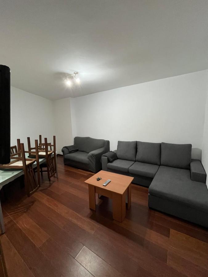Amplio Apartamento En El Centro De 오그로브 외부 사진